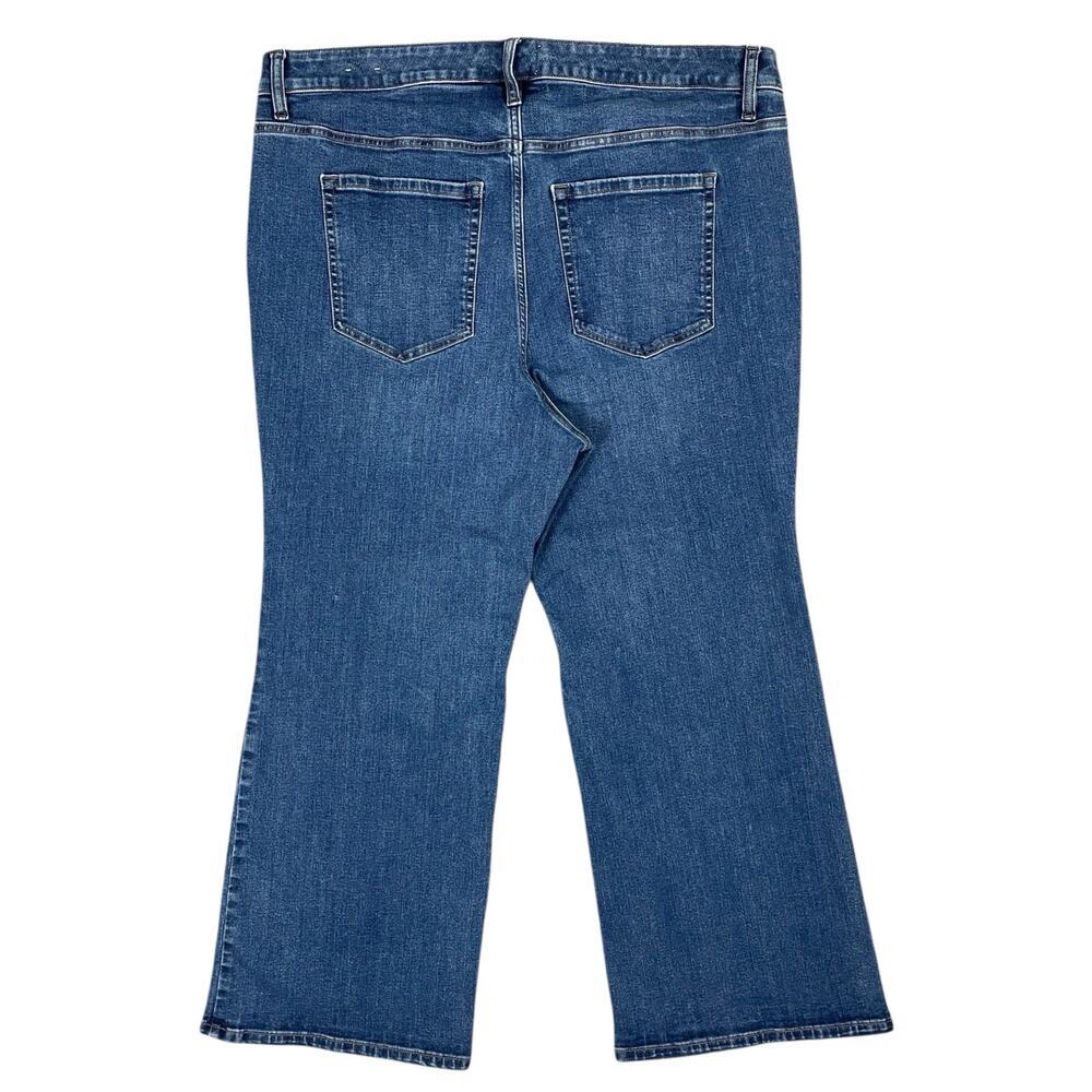 Lane Bryant Signature Fit Boot Jean Blue Denim 22 Short Casual Wardrobe Basics - Picture 8 of 15